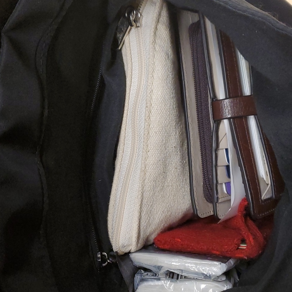 Backpack 🥳 - Picture 4 of 6
